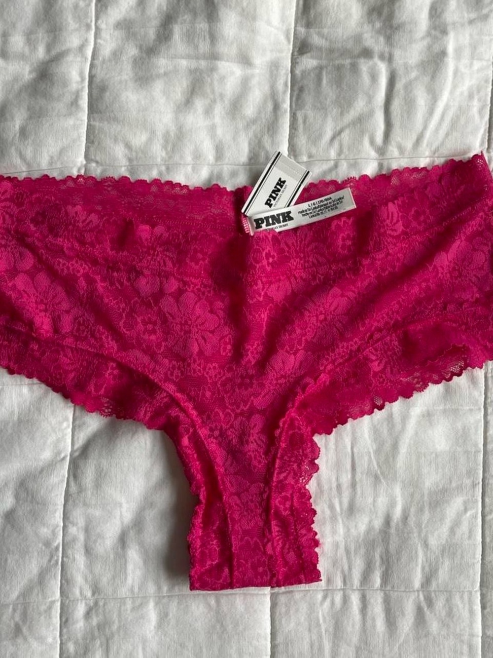 NWT Victoria's Secret PINK Lace Magenta Pink Panty - L